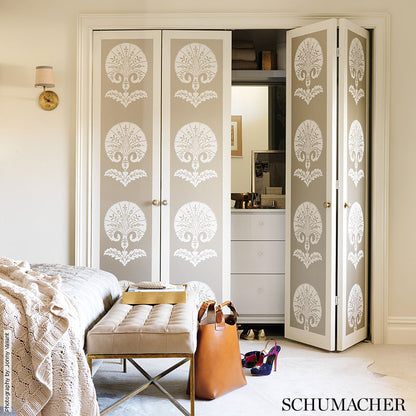 SCHUMACHER  MODERN NATURE OTTOMAN FLOWER   PAPRIKA   - 5005083