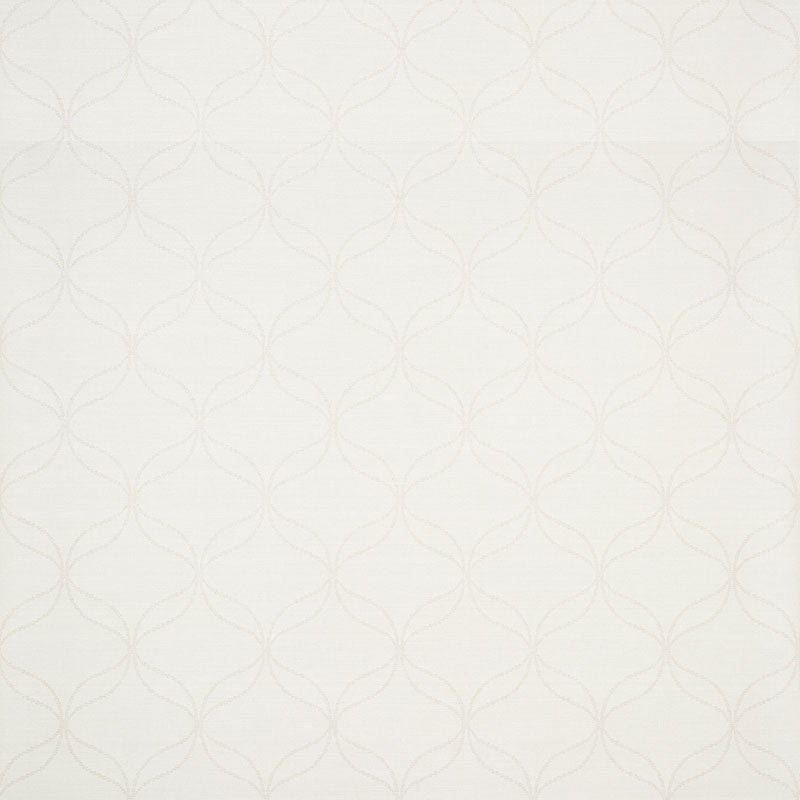 Cream wallpaper with a subtle interlocking circular lattice pattern in pale beige.