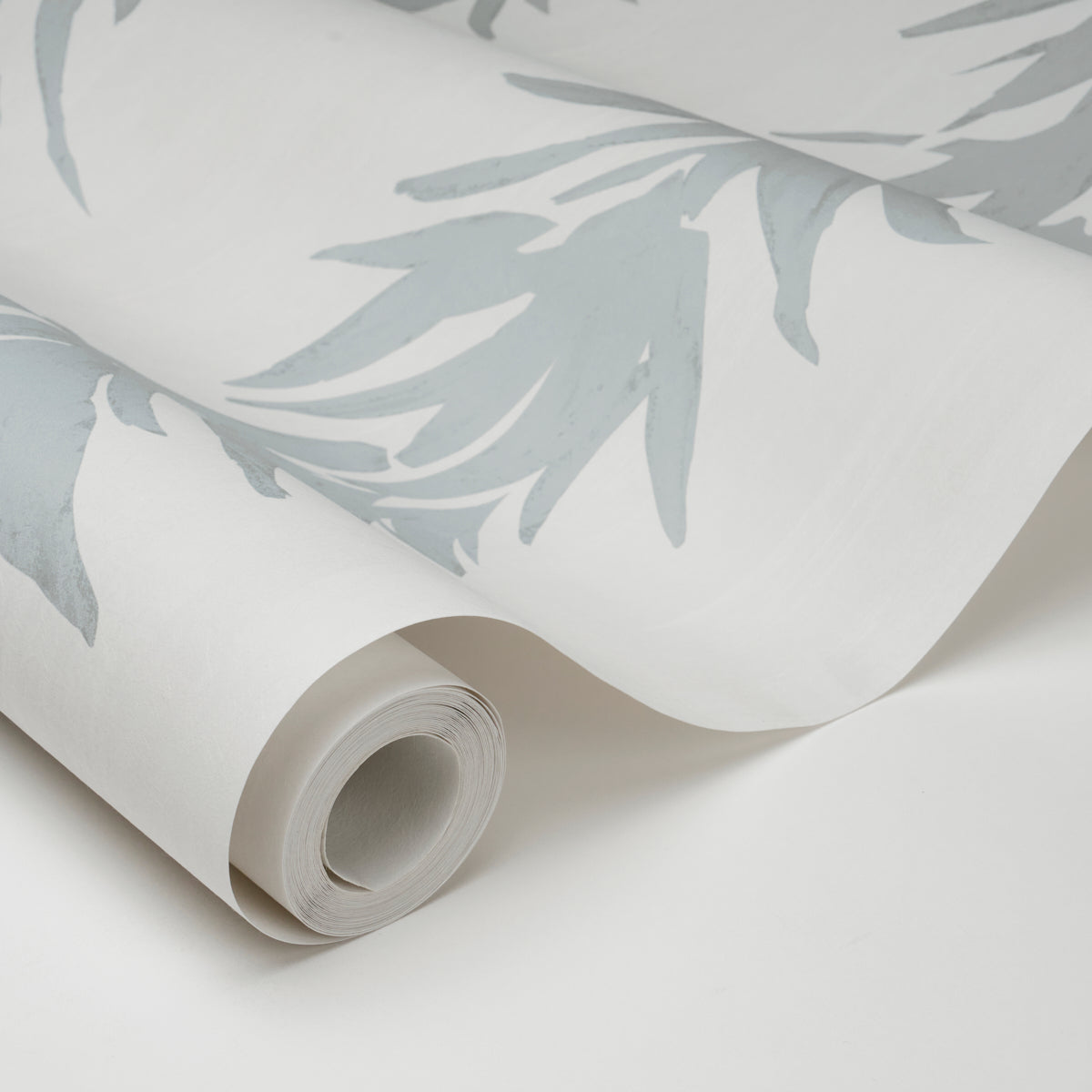 SCHUMACHER  BACKDROP WHITE LOTUS   Cool Gray   - 5013667