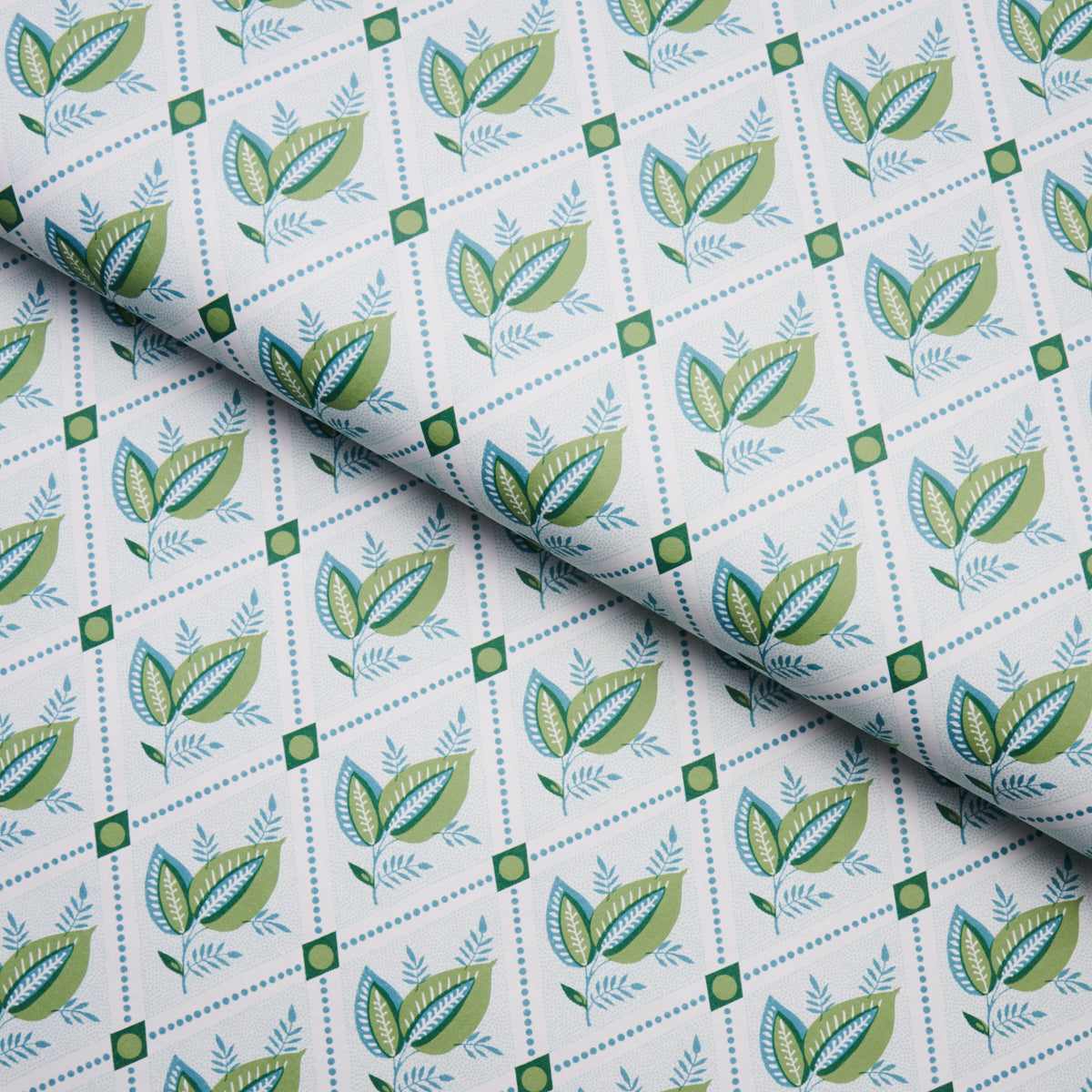 SCHUMACHER WALLCOVERING  NEW TRADITIONAL: PROVEN?????AL BASILE TRELLIS   LEAF & AQUA   - 5014231