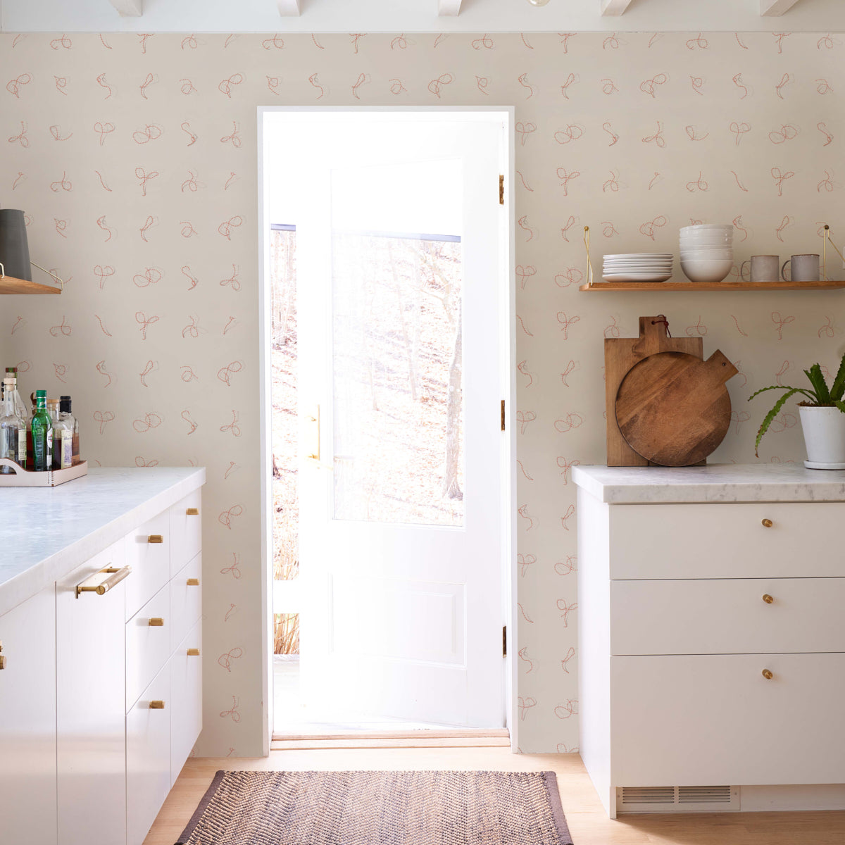 SCHUMACHER  CHARLAP HYMAN & HERRERO BUTCHER STRING   RED , WHITE ON IVORY   - 5014470