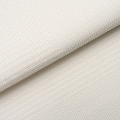 SCHUMACHER  TEXTURED & WOVEN WALLCOVERINGS HAND COMBED TRIANGLES   WHITE   - 5016521