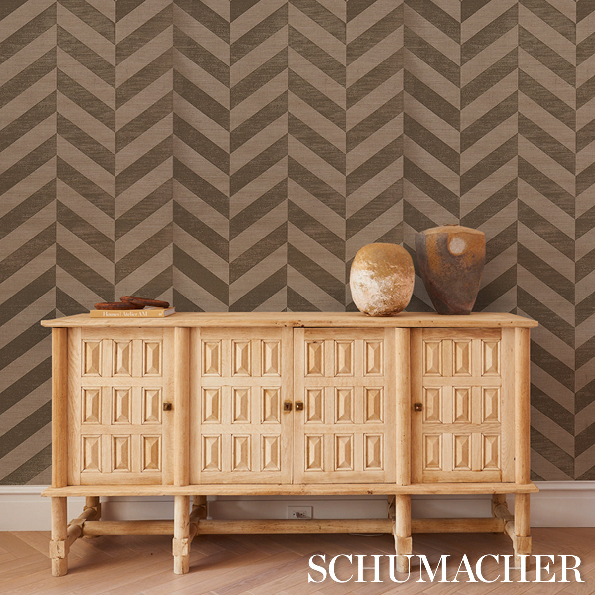 SCHUMACHER  PERENNIAL FAVORITES STAGGERED CHEVRON SISAL   BROWN   - 5016561