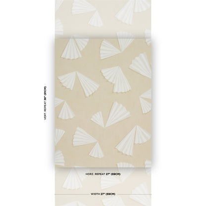 SCHUMACHER  BACKDROP ANTOINETTE   WARM WHITE   - 5017352