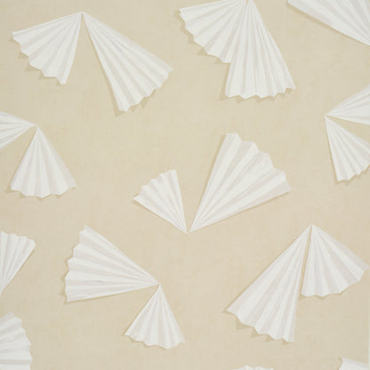 SCHUMACHER  BACKDROP ANTOINETTE   WARM WHITE   - 5017352