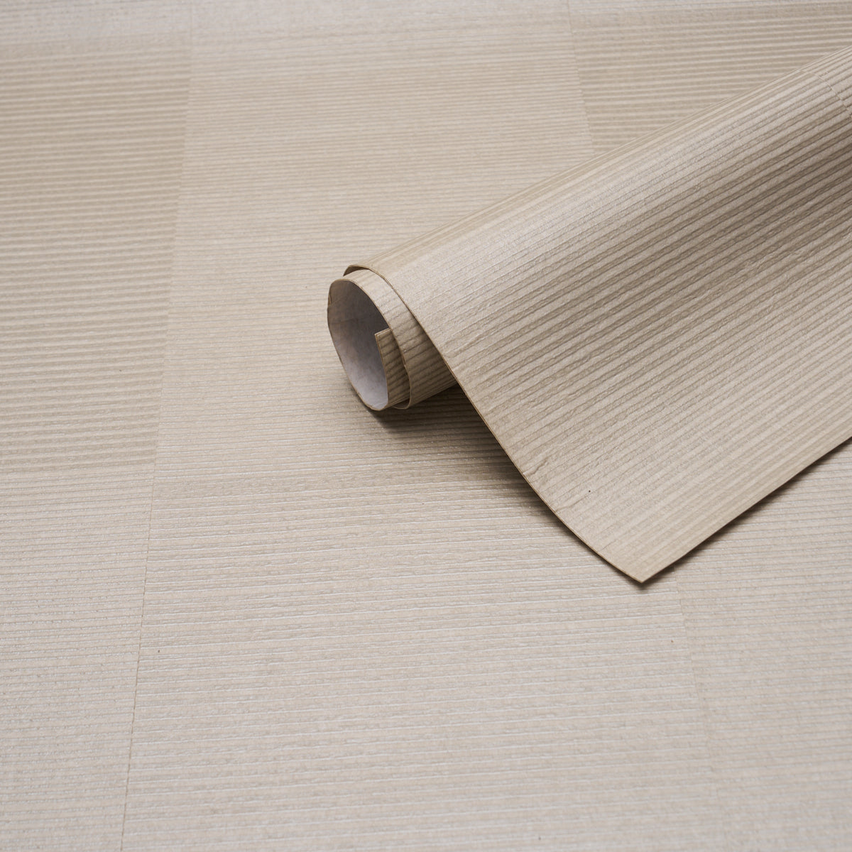 SCHUMACHER  PATTERSON FLYNN QUINTON OFFSET RIB WALLCOVERING   Platinum   - 5017410