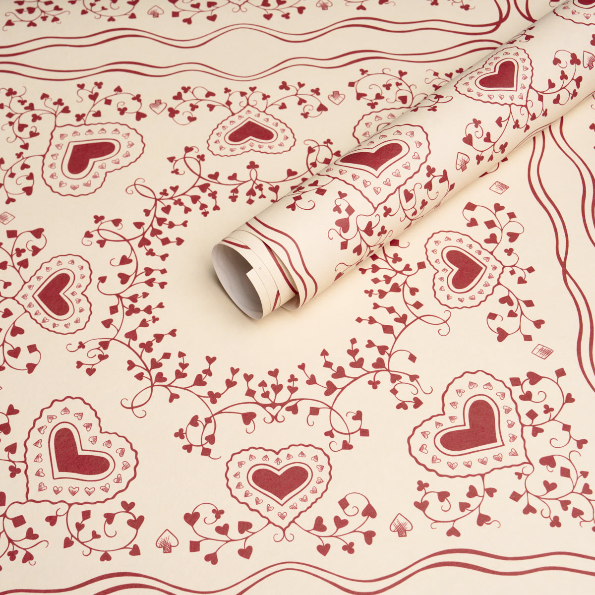 SCHUMACHER  BACKDROP GARDEN OF HEARTS   RED   - 5017861