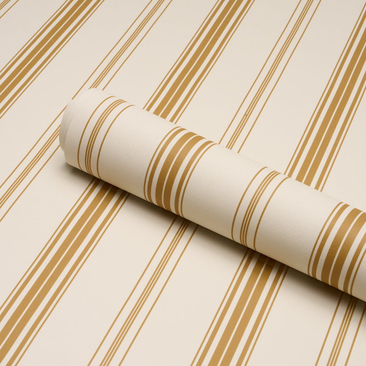 SCHUMACHER  STRIPED WALLCOVERINGS COCO STRIPE   Marigold   - 5018192