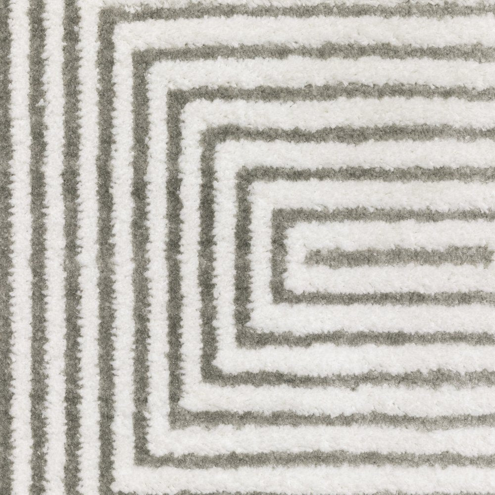3' X 5' Grey And White Geometric Power Loom Stain Resistant Area Rug