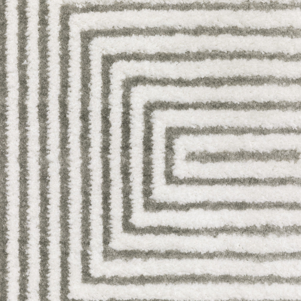 6' X 9' Grey And White Geometric Power Loom Stain Resistant Area Rug