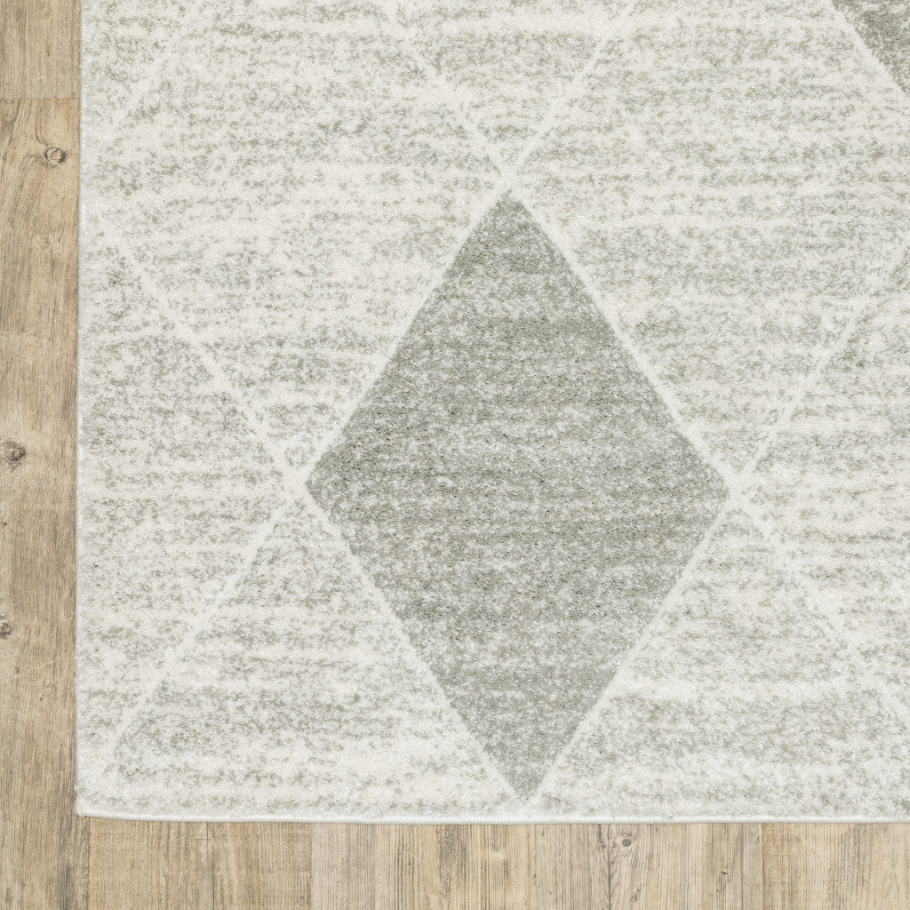 3' X 5' Grey And Ivory Geometric Power Loom Stain Resistant Area Rug