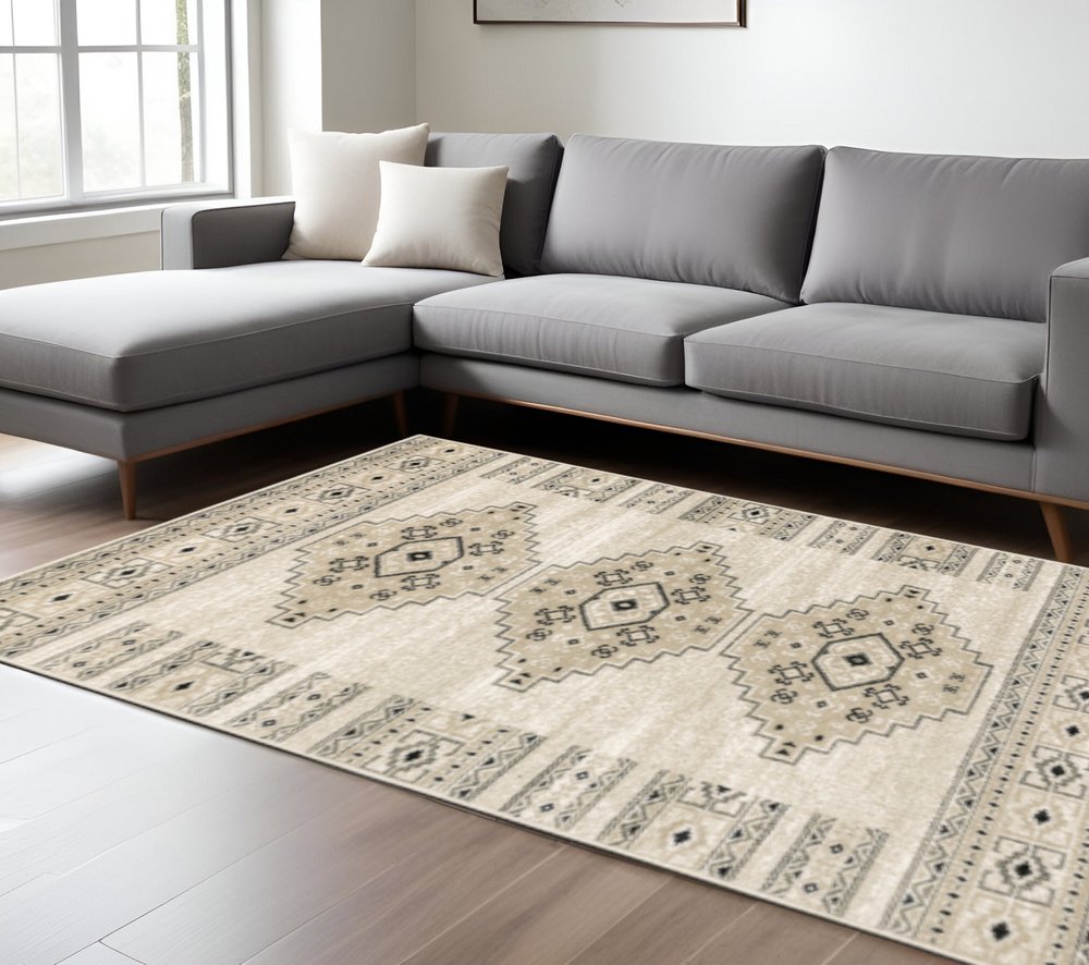 7' X 9' Gray And Ivory Southwestern Area Rug