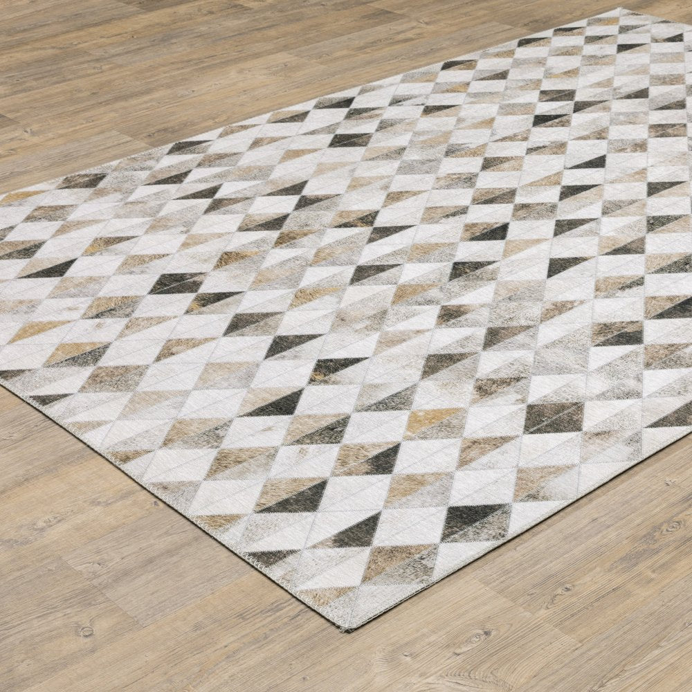 8' X 10' Beige And Gray Geometric Area Rug