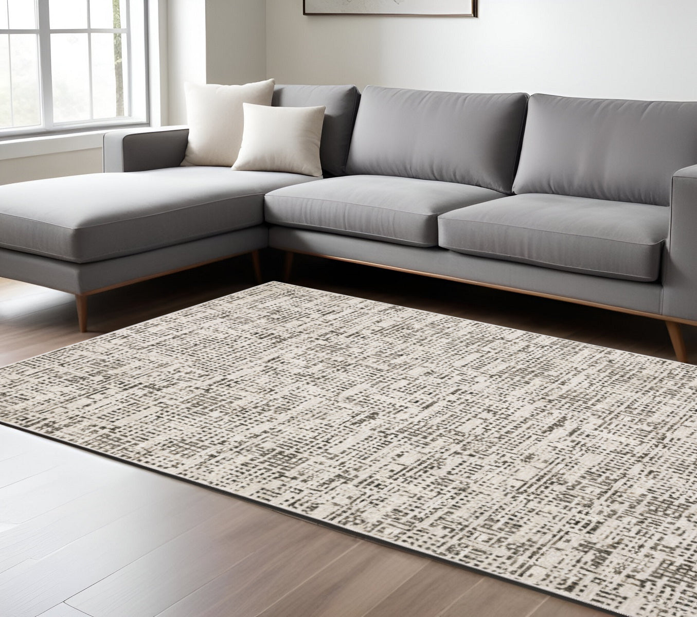 7' X 10' Gray and Ivory Abstract Power Loom Area Rug