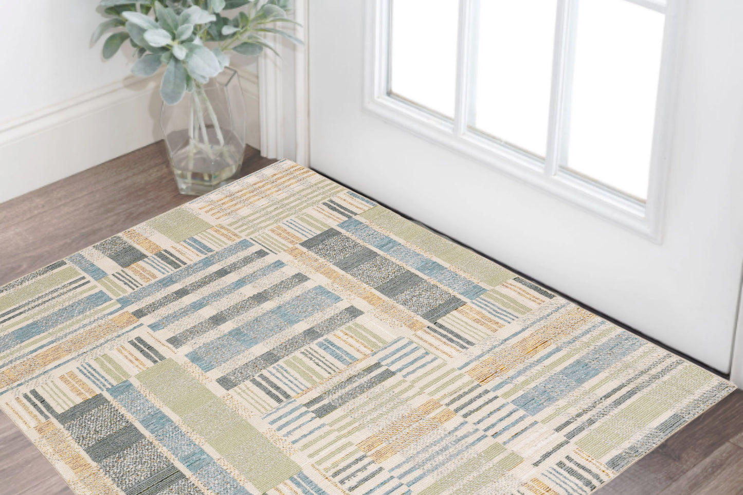 2' X 3' Gray and Ivory Geometric Power Loom Area Rug