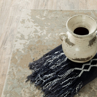 7' X 10' Gray and Ivory Abstract Power Loom Area Rug