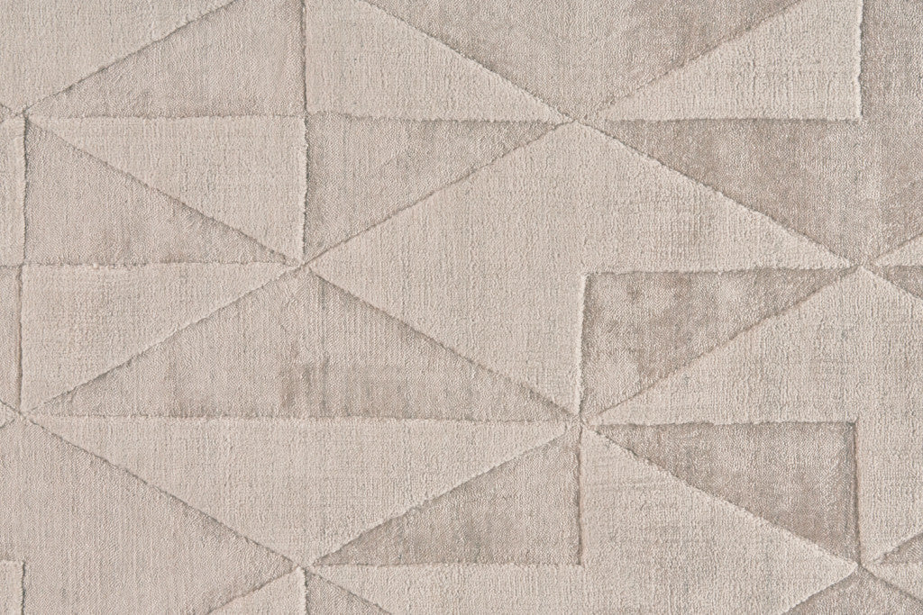 5' X 8' Taupe Geometric Hand Woven Area Rug