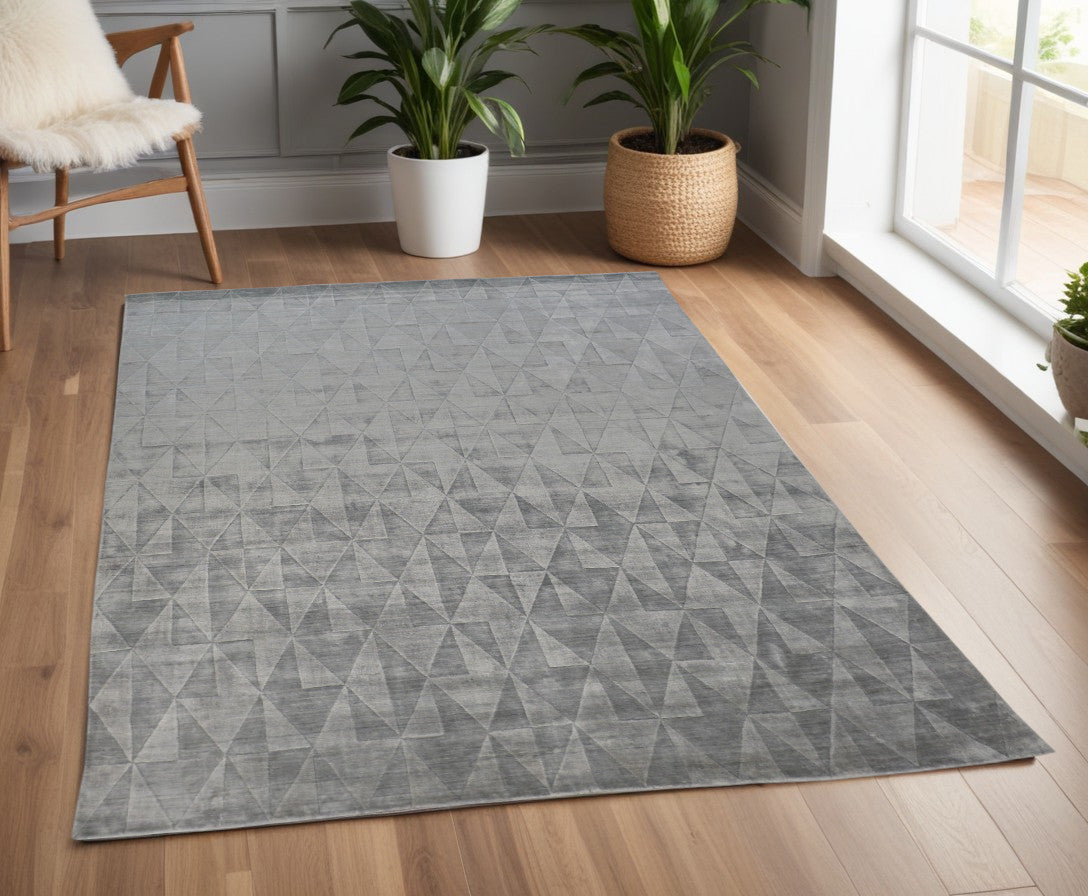 5' X 8' Taupe Geometric Hand Woven Area Rug