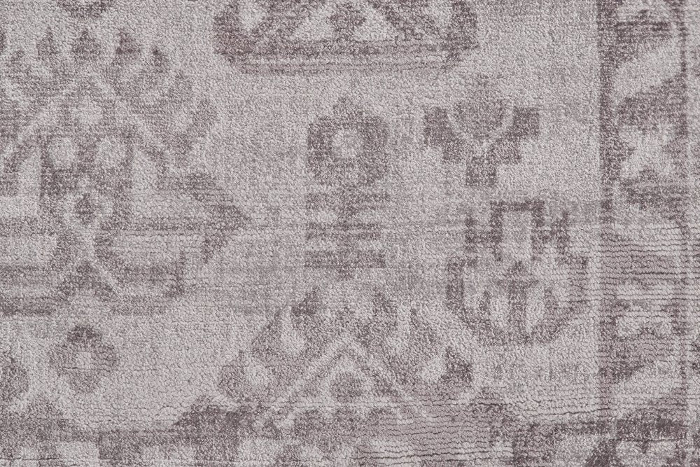 5' X 8' Gray Abstract Hand Woven Area Rug