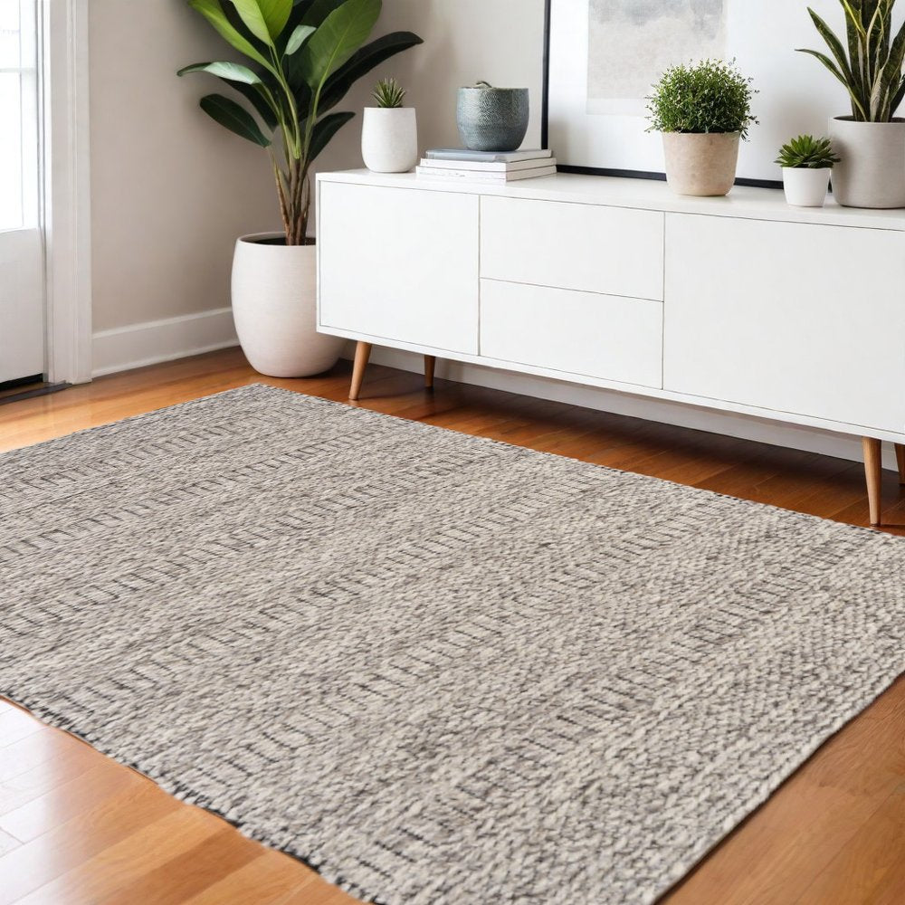 4' X 6' Gray and Ivory Wool Hand Woven Area Rug