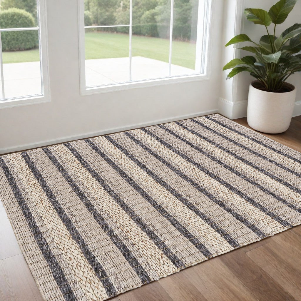 8' x 11' Gray and Ivory Wool Hand Woven Area Rug