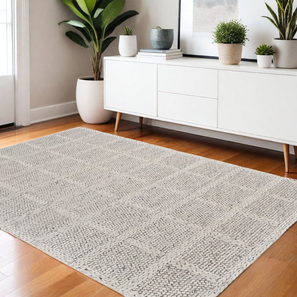 4' X 6' Gray and Ivory Wool Plaid Hand Woven Area Rug