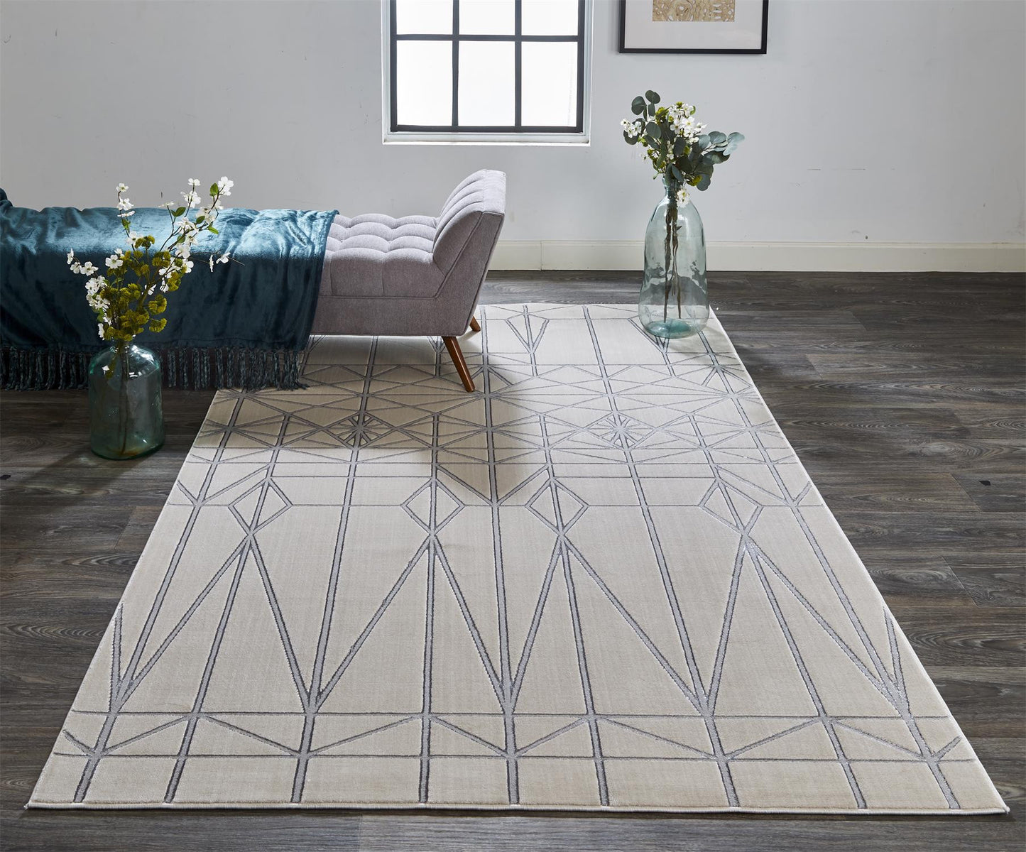 5' X 8' White Silver And Gray Geometric Stain Resistant Area Rug