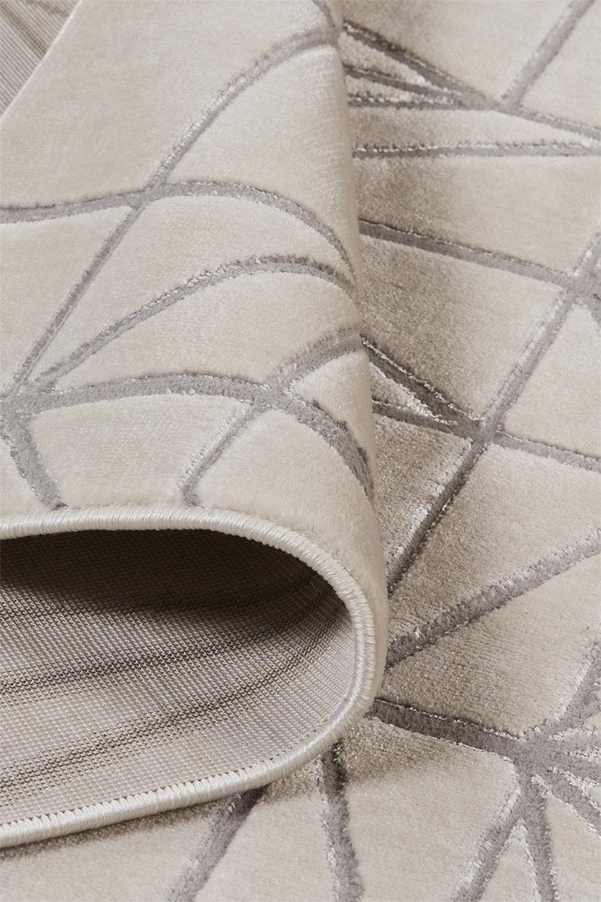 9' X 12' White Silver And Gray Geometric Area Rug