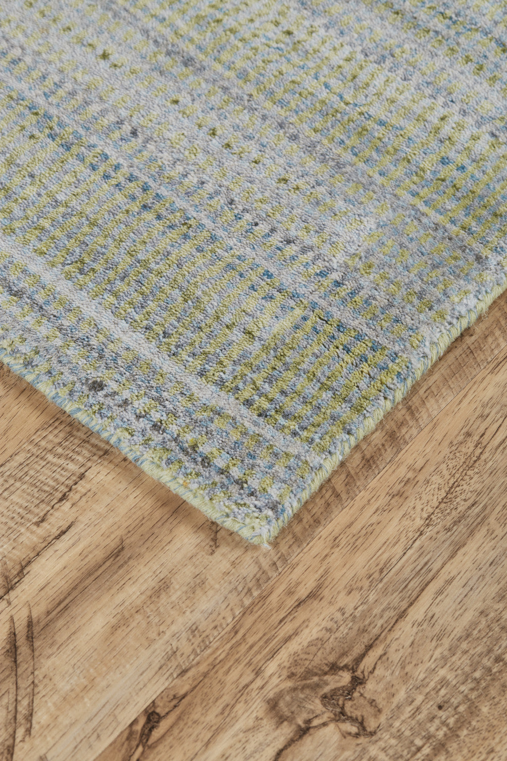 5' X 8' Blue and Green Ombre Hand Woven Area Rug