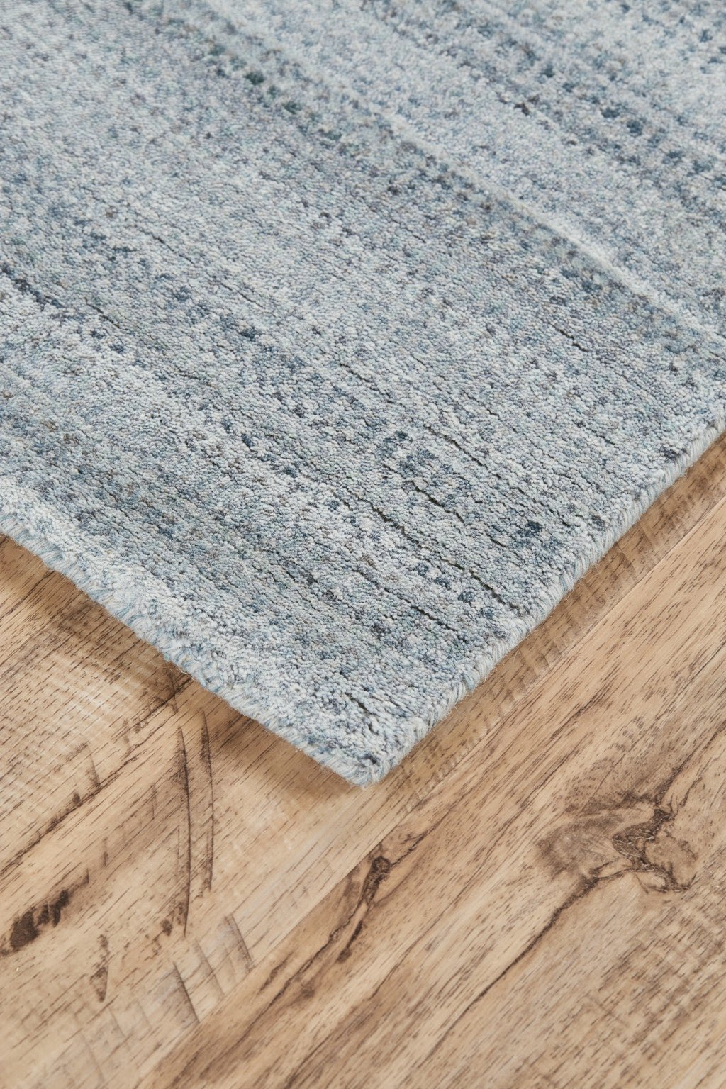 5' X 8' Blue and Green Ombre Hand Woven Area Rug