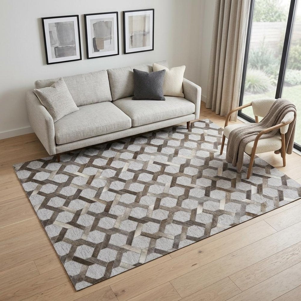 5' X 8' Gray Geometric Hand Woven Area Rug