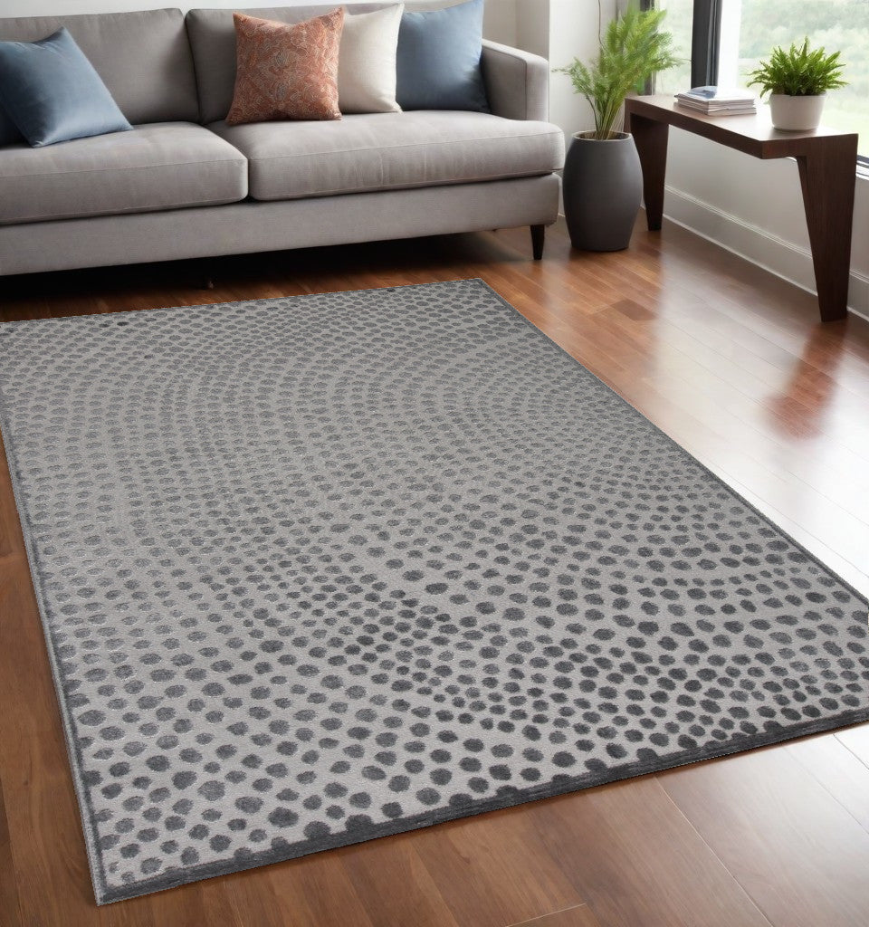 5' X 7' Gray Silver And Ivory Abstract Stain Resistant Area Rug