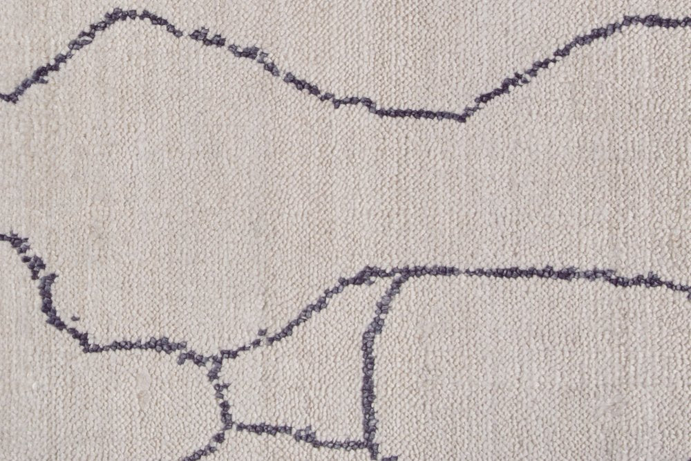 5' X 8' Ivory And Gray Abstract Hand Woven Area Rug