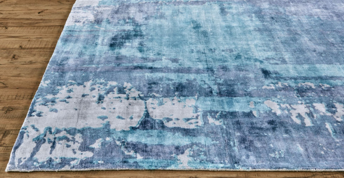 10' X 14' Blue And Ivory Abstract Hand Woven Area Rug