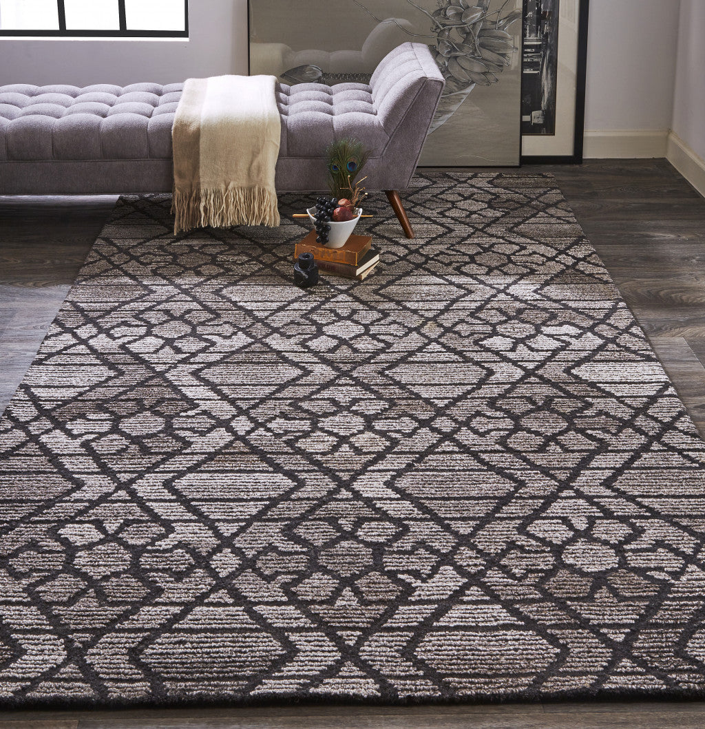 2' X 3' Black and Taupe Wool Paisley Hand Tufted Area Rug