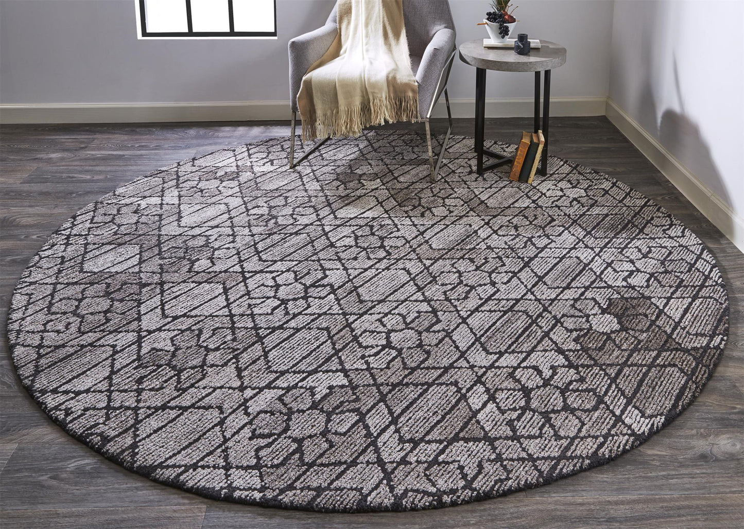 2' X 3' Black and Taupe Wool Paisley Hand Tufted Area Rug