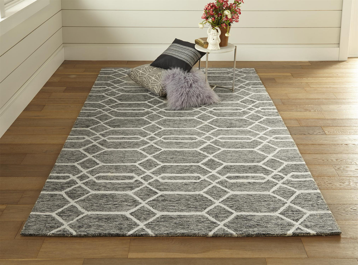 8' X 10' Blue And Ivory Wool Geometric Tufted Handmade Stain Resistant Area Rug