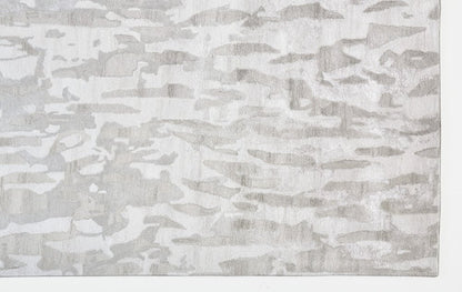 5' X 8' Taupe And Gray Abstract Hand Tufted Area Rug