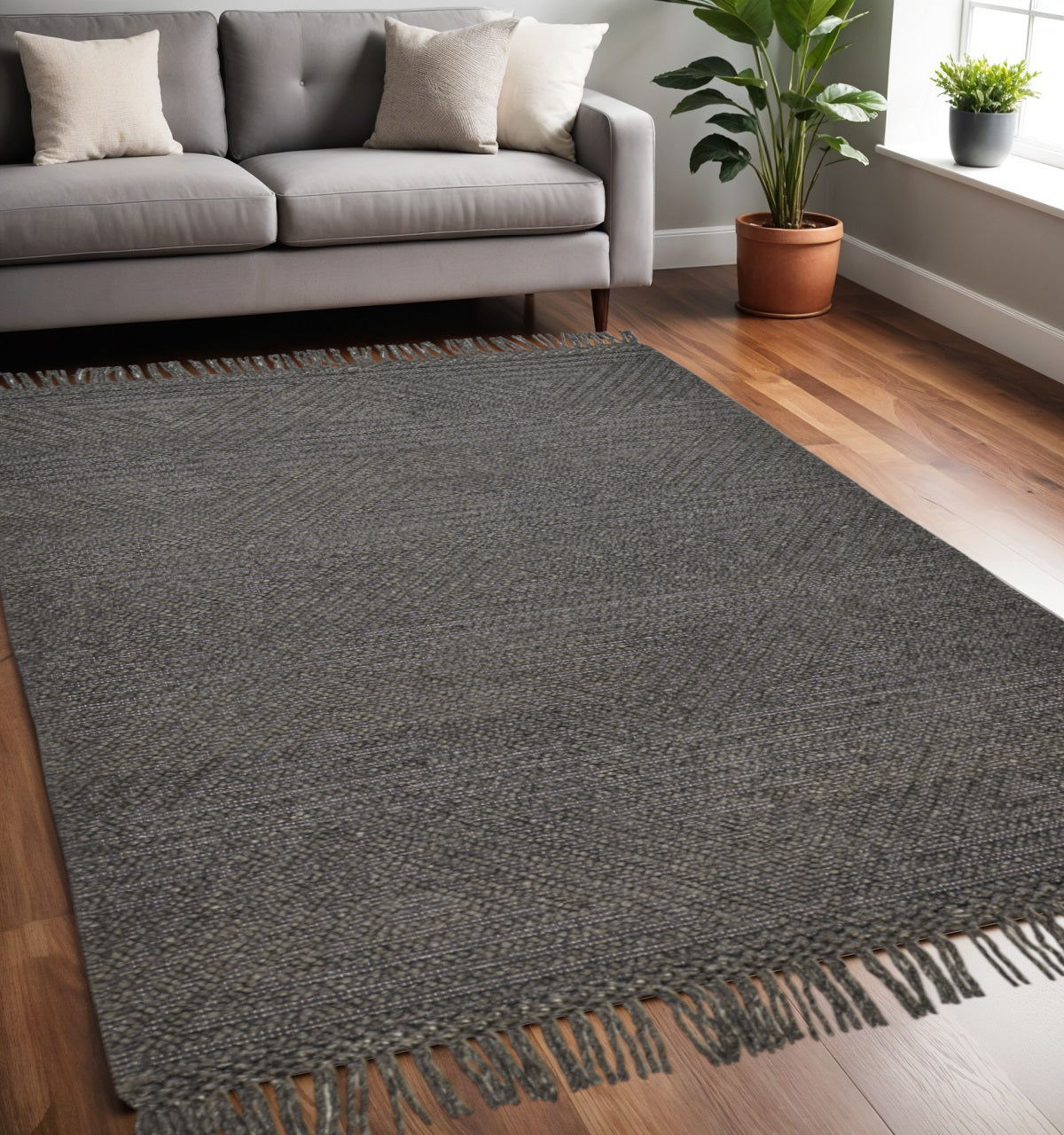 5' X 8' Gray Wool Geometric Hand Woven Area Rug With Fringe