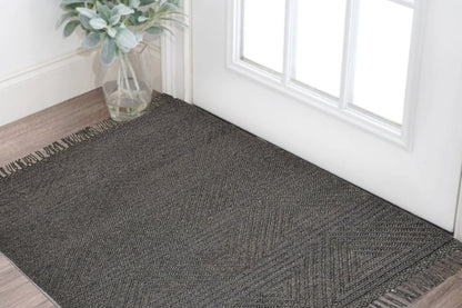 8' X 10' Gray Wool Geometric Hand Woven Area Rug With Fringe