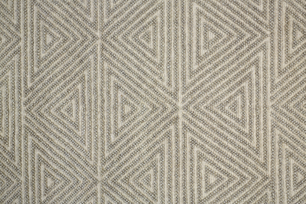 4' X 6' Gray Wool Geometric Hand Woven Area Rug With Fringe