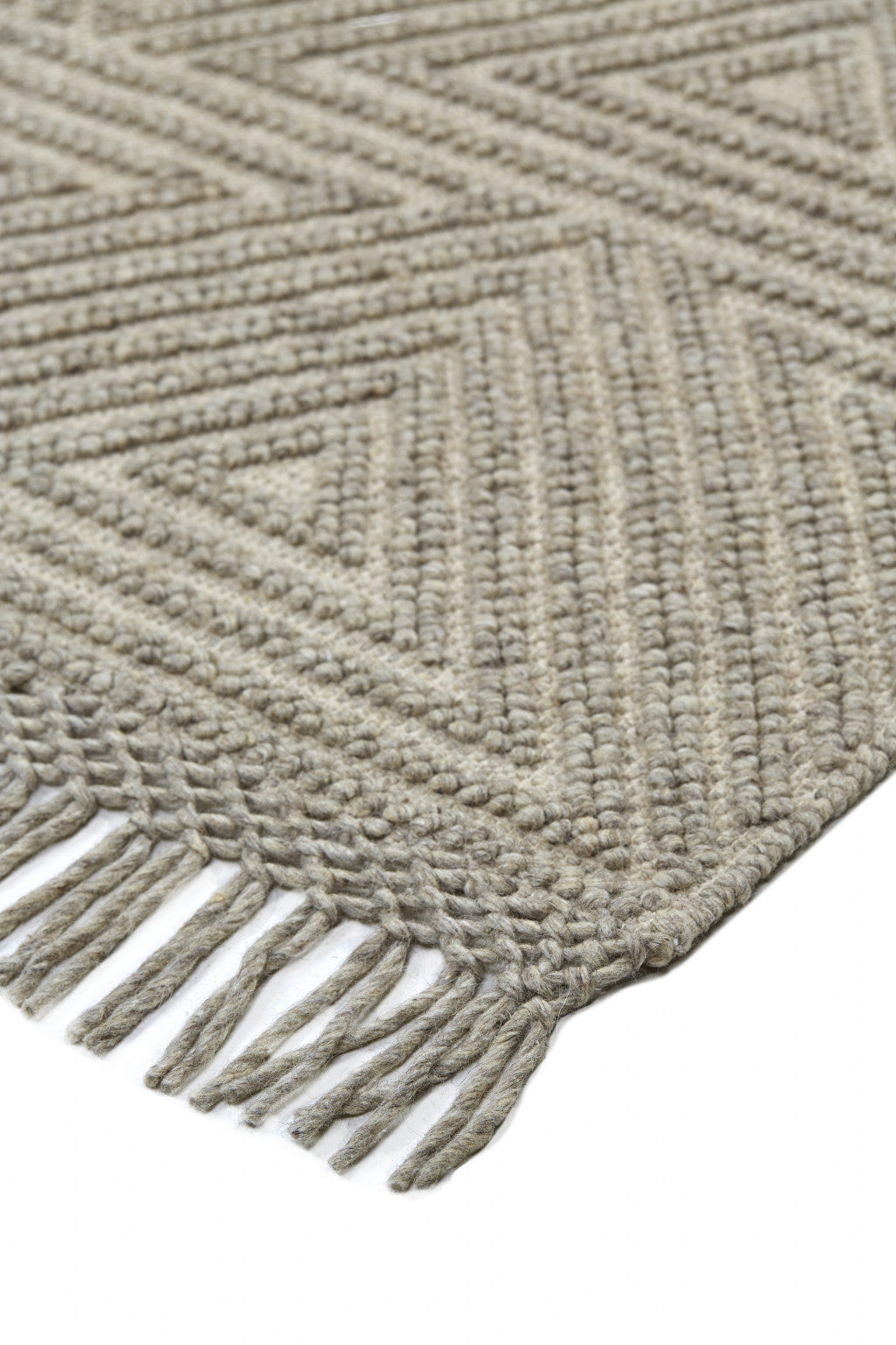 4' X 6' Gray Wool Geometric Hand Woven Area Rug With Fringe