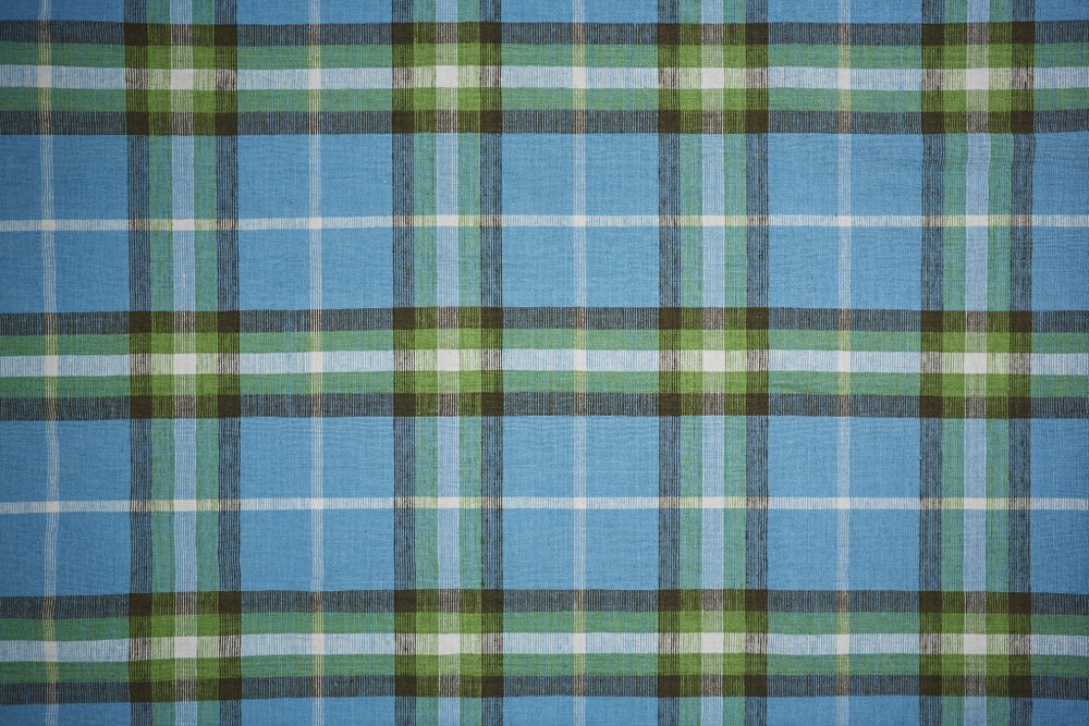 8' X 10' Blue and White Abstract Hand Woven Area Rug