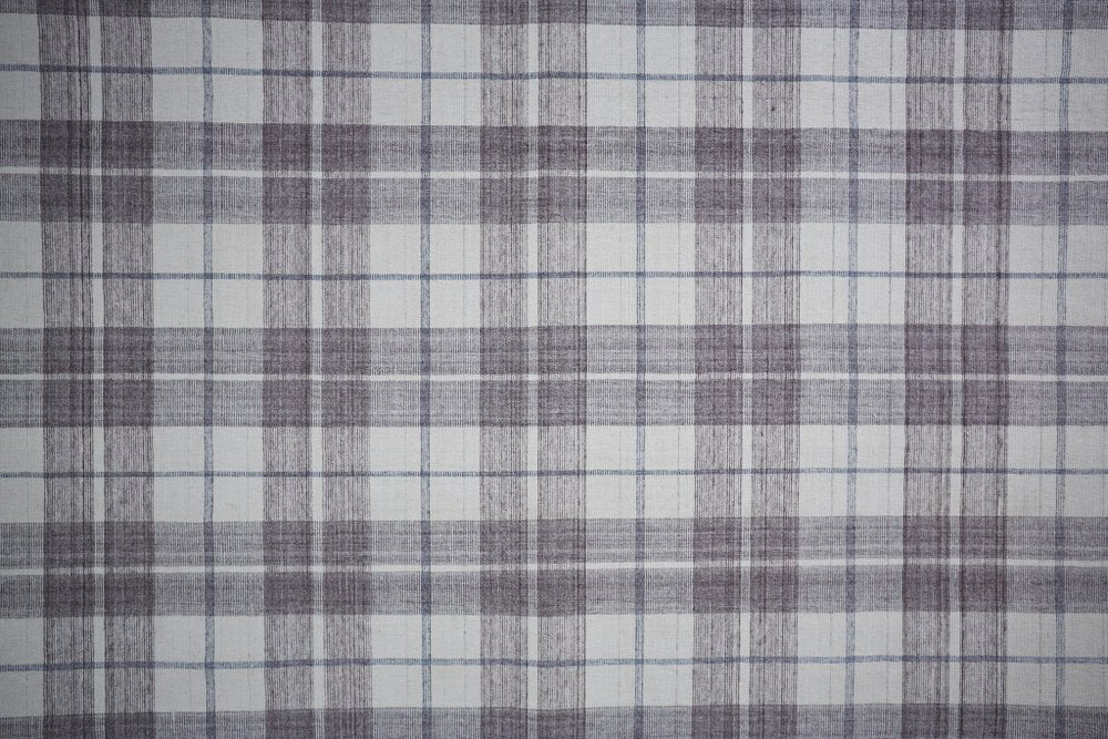 4' X 6' Gray Taupe And Ivory Abstract Hand Woven Stain Resistant Area Rug