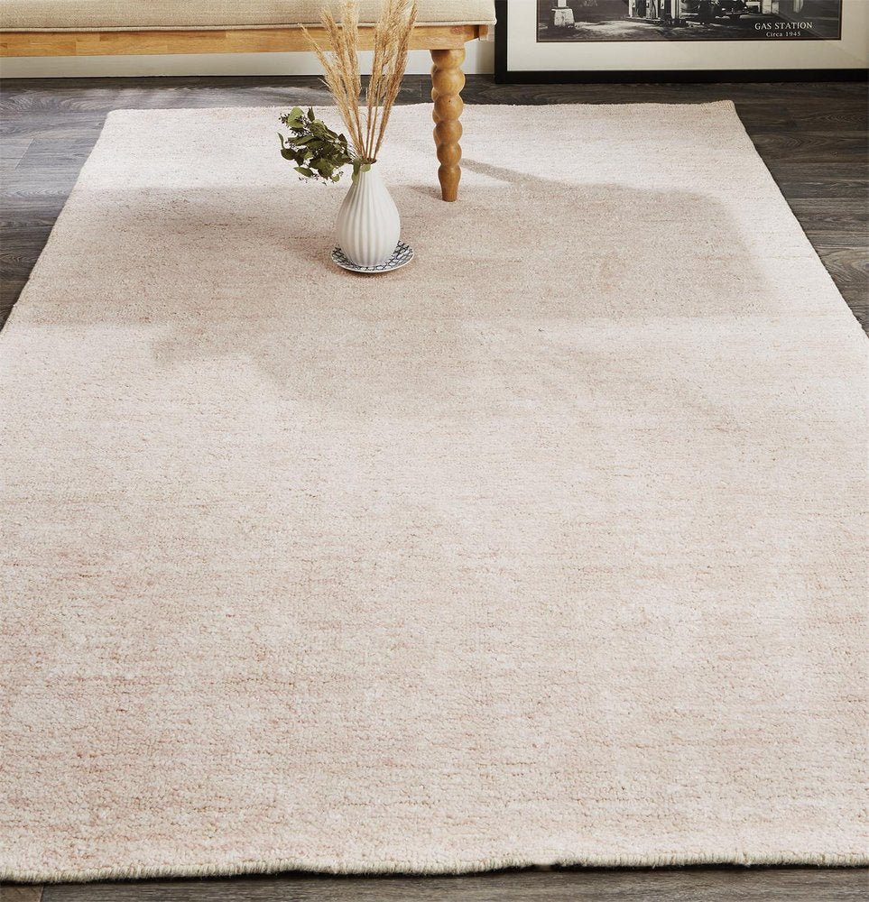 5' X 8' Pink and Ivory Hand Woven Area Rug