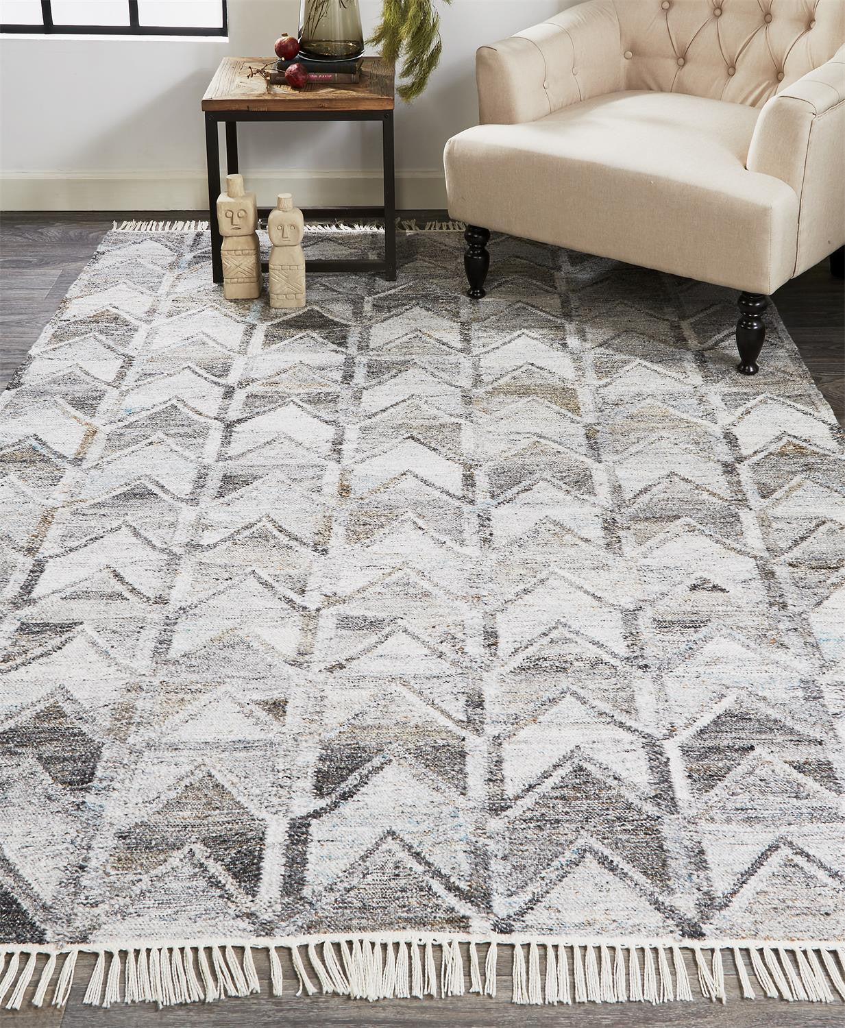 9' X 12' Gray Silver And Taupe Geometric Hand Woven Stain Resistant Area Rug With Fringe