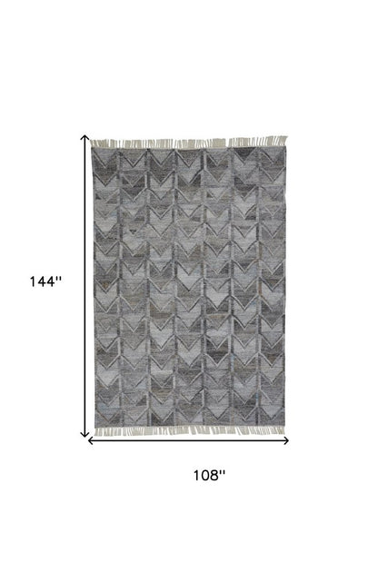 5' X 8' Gray And Black Geometric Hand Woven Area Rug With Fringe