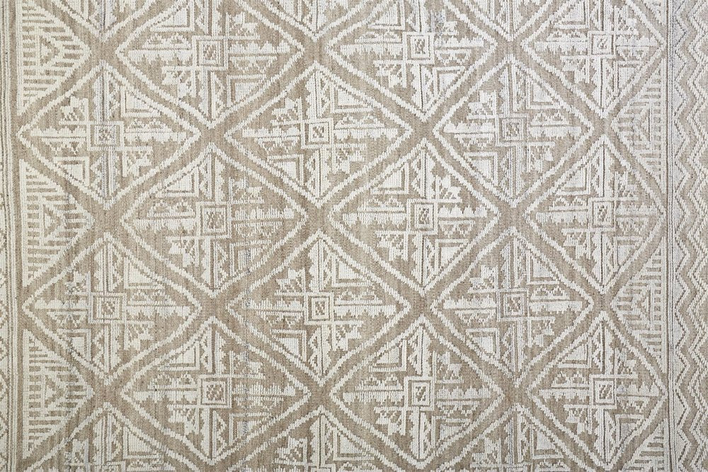 4' X 6' Gray and Ivory Geometric Hand Knotted Area Rug