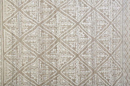 8' X 10' Ivory Tan And Gray Geometric Hand Knotted Area Rug
