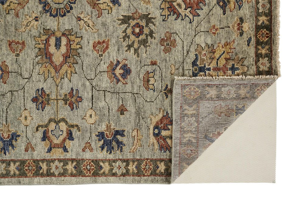 4' X 6' Gray And Ivory Wool Oriental Hand Knotted Area Rug With Fringe